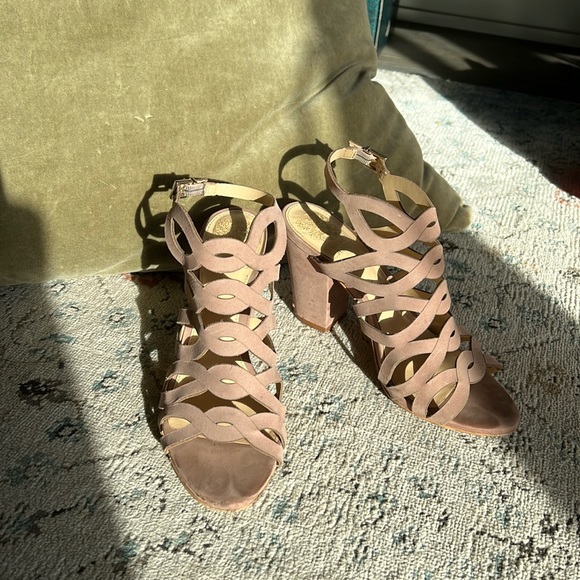Vince Camuto Dusty Rose Norla Strappy Heels 7.5 - Picture 3 of 6